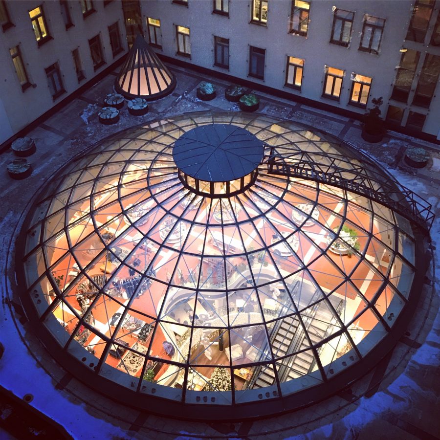 
																									Kämp Galleria																								